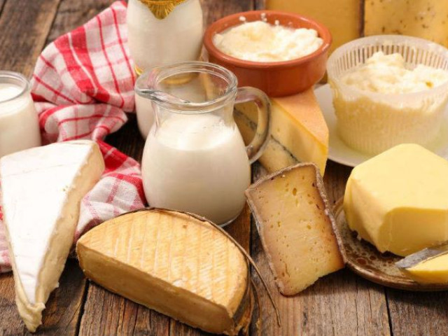 Vì sao uống càng nhiều sữa càng ít bị mắc bệnh tim?