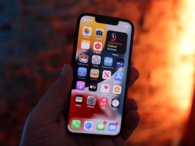 iPhone 13 vs iPhone 11: Có xứng đáng để nâng cấp?