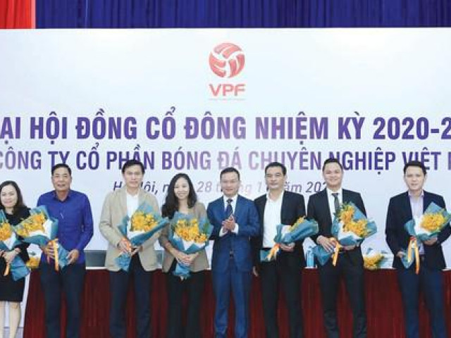 AFF Cup, danh hiệu chưa mất giá với thầy Park 12 Sóng ngầm nơi hậu trường VPF