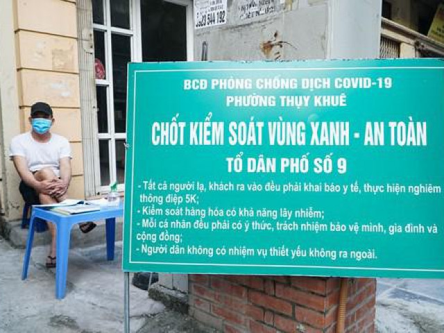 Video: Người dân đi lại khó khăn vì các chốt tự quản bảo vệ vùng xanh ở Hà Nội