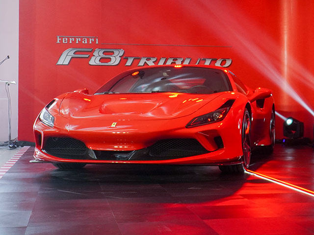 Ferrari chính thức khai trương showroom đầu tiên tại Việt Nam
