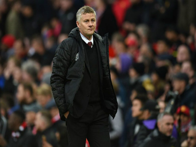 MU khốn khổ: Solskjaer bết bát hơn Mourinho, bao giờ bị sa thải?