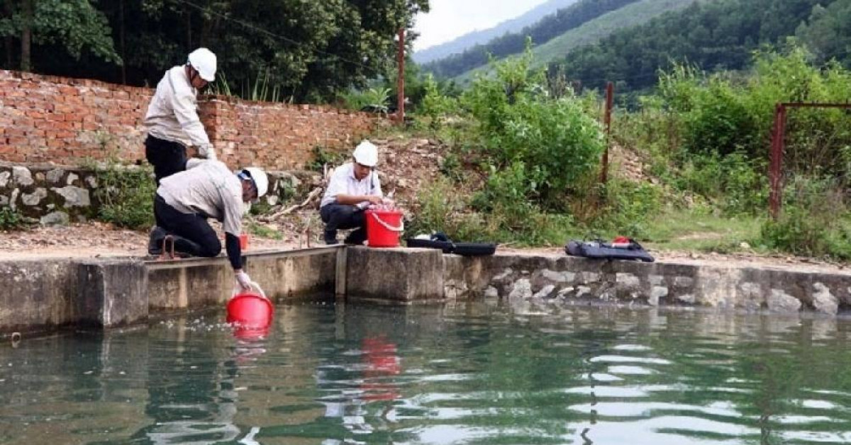 Công ty Sông Đà vô tư xả “trộm” nước nhiễm dầu ra môi trường