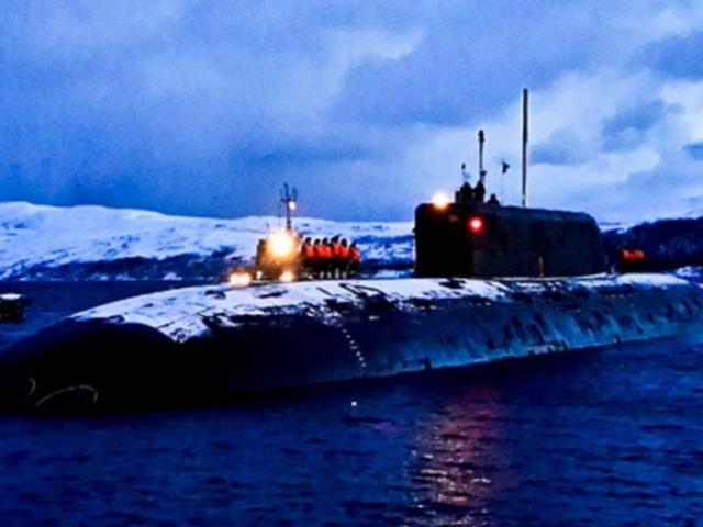 Hai tàu ngầm hạt nhân Nga phóng ngư lôi vào nhau dưới đáy biển