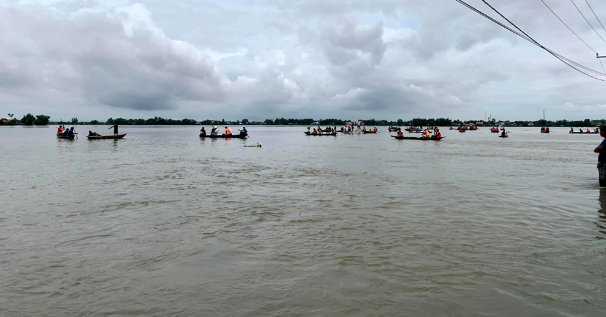 Hai học sinh ở Quảng Nam bị nước lũ cuốn trôi