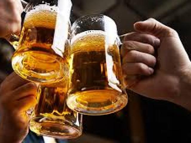 Thường xuyên làm bạn với “ma men”, người đàn ông bị thủng tạng