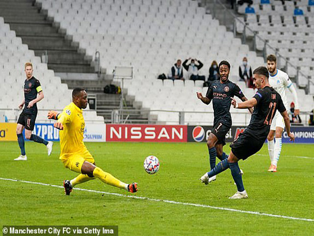 Kết quả bóng đá Cúp C1, Marseille - Man City: Thế trận áp đảo, mãn nhãn 3 bàn