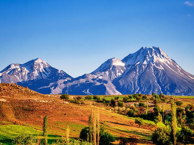 Ngọn núi nào ”già” nhất thế giới, tới 3,2 tỷ tuổi?