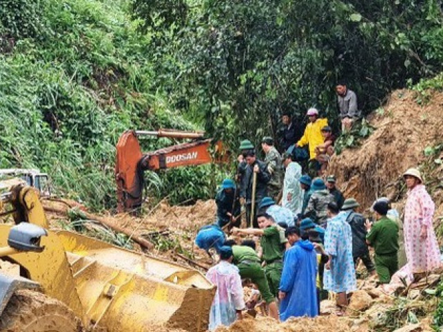 Body of Terrible Landslide Victim Found in Bac Tra My