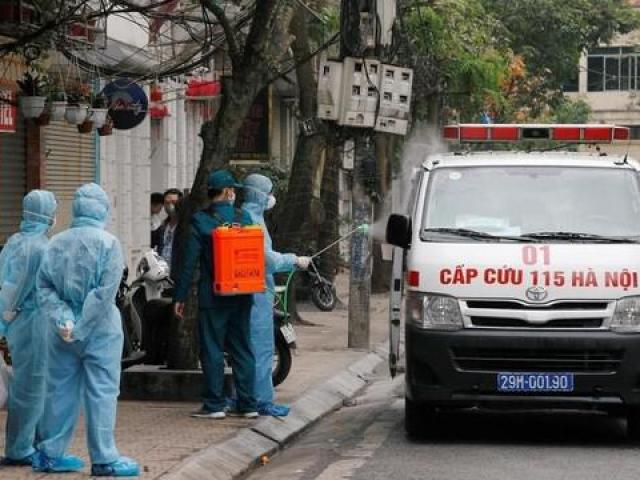 Why are young men in Hanoi negative for SARS-CoV-2?