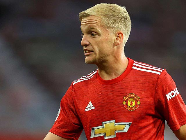 Van de Beek does not want to book at MU, sending 