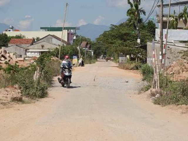 Nhiều cán bộ Quảng Ngãi bị kỷ luật vì... mượn tiền bừa bãi