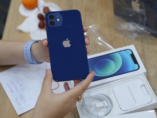 Tại sao iPhone 12 chưa thể kết nối mạng 5G tại Việt Nam?