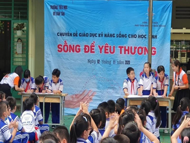 Ho Chi Minh City: More than 2,000 students dropped out of class in COVID-19