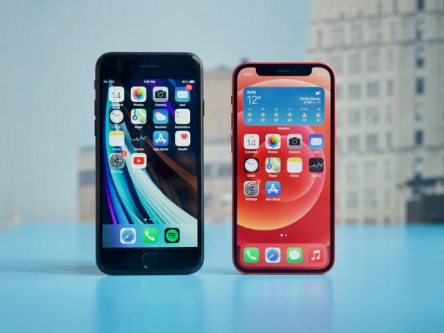 Chọn iPhone 12 mini hay iPhone SE 2020 khi chênh nhau 9 triệu đồng?
