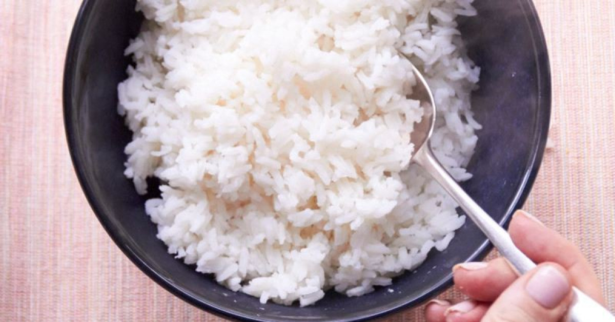 Vì sao chỉ ăn cơm trắng, không ăn rau lại gây mập?