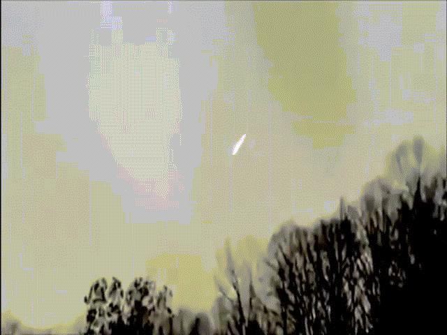 Video: Vật thể lạ “rực sáng” trên bầu trời Mỹ gây kinh ngạc