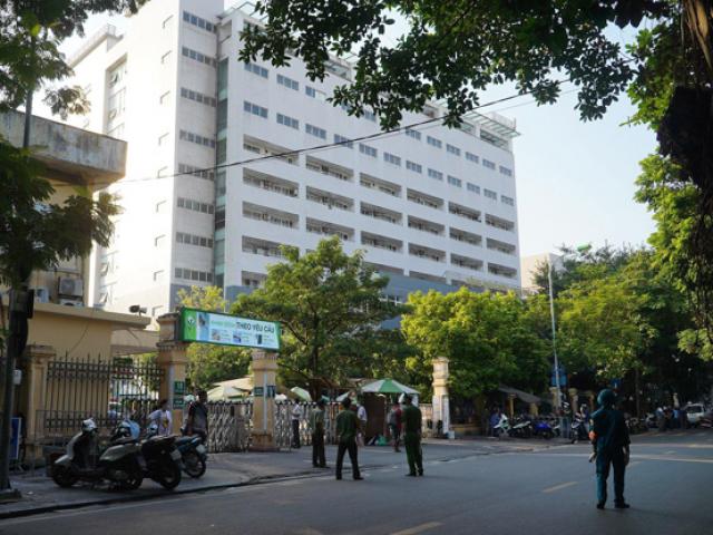 KHẨN: Hà Nội tìm toàn bộ người từng đến Bệnh viện Việt Đức từ ngày 15/9