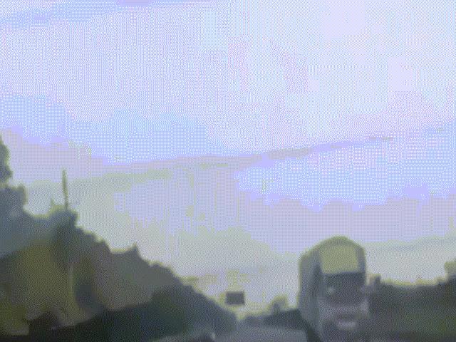 Hãi hùng: Ô tô con kéo lê xe máy bỏ chạy trên cao tốc sau khi đâm chết người