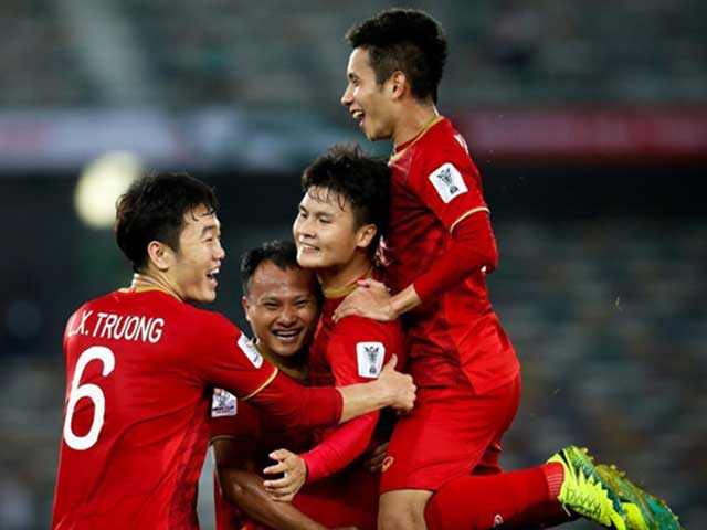 Thái Lan từng thắng Trung Quốc 5-1, ĐT Việt Nam tại sao không?