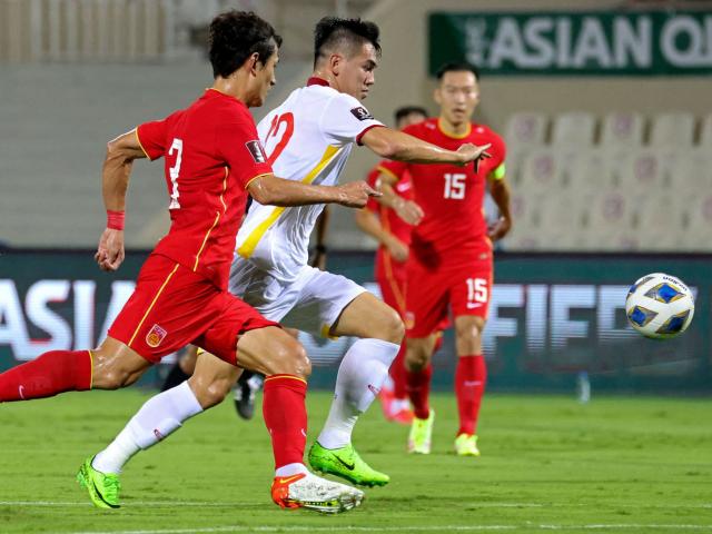 Video bóng đá Trung Quốc - Việt Nam: Tưng bừng cuối trận, định đoạt phút 90+5 (Vòng loại World Cup)