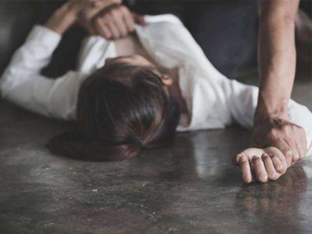 Hotgirl 18 tuổi bị cưỡng bức bên sông: Gã đàn anh bệnh hoạn