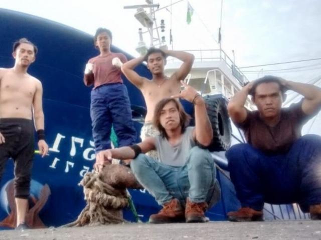 Thuyền viên Indonesia nhảy xuống biển bỏ trốn, kể điều kinh khủng trên tàu cá TQ