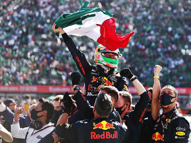 F1 Racing, Mexican GP: One step closer to the championship, Red Bull's emotional victory.