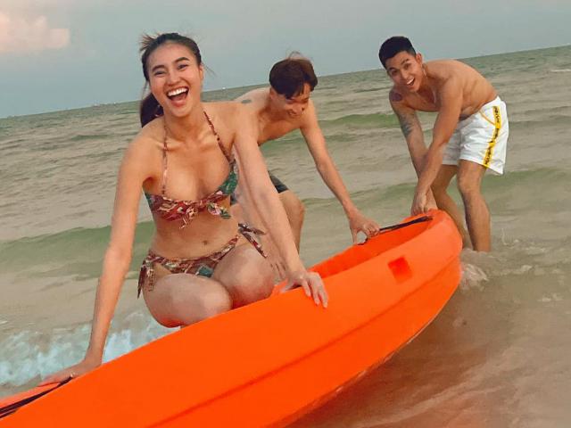 Ninh Dương Lan Ngọc khoe body nuột nà trong shoot hình ”ướt át” bên 2 sao nam