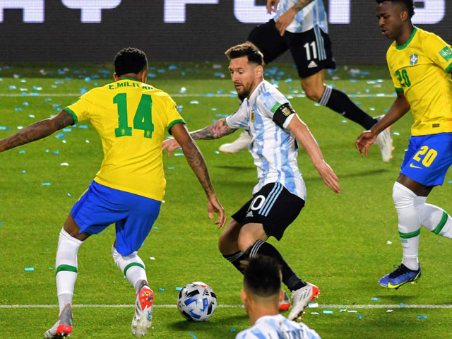 Video bóng đá Argentina - Brazil: Kinh điển máu lửa, Fred bị xà ngang từ chối (Vòng loại World Cup 2022)