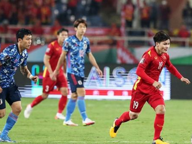 Sân cỏ V.League và giấc mơ World Cup của Việt Nam