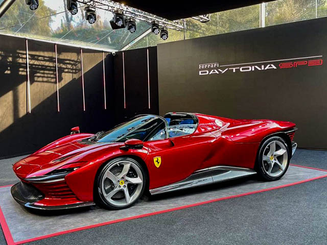 Siêu phẩm Ferrari Daytona SP3 có gì đặc biệt?