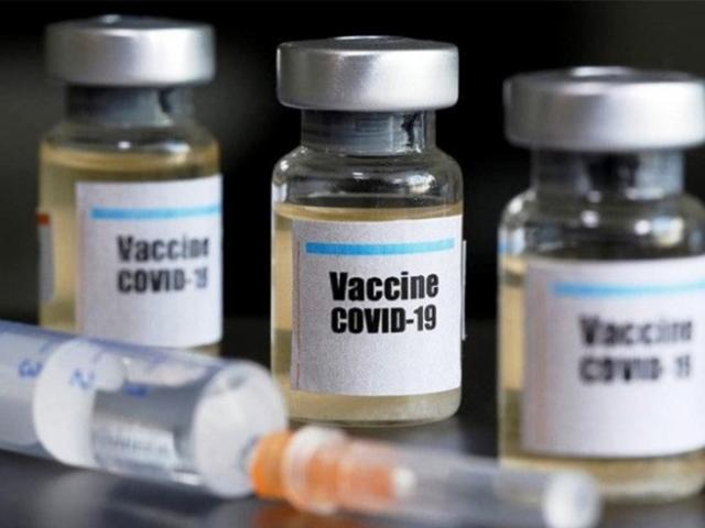 GĐ Sở Y tế Hà Nội: ”Tạm dừng tiêm 2 lô vắc-xin gia hạn, các lô khác vẫn tiêm bình thường”