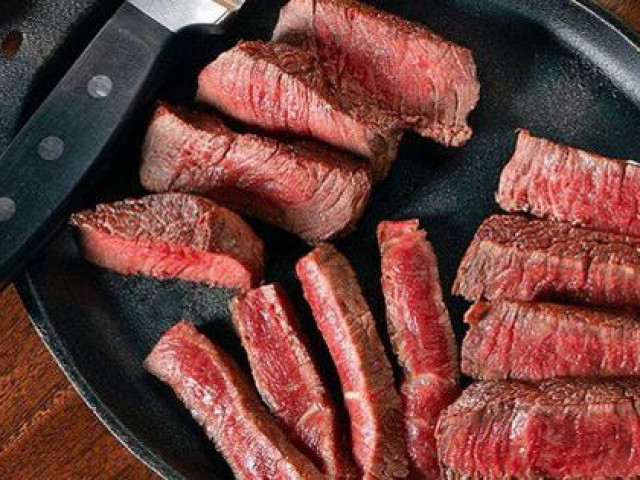 Ăn thịt bò vào thời điểm này hại vô cùng, 4 nhóm người nếu ăn nhiều bệnh sẽ nặng hơn