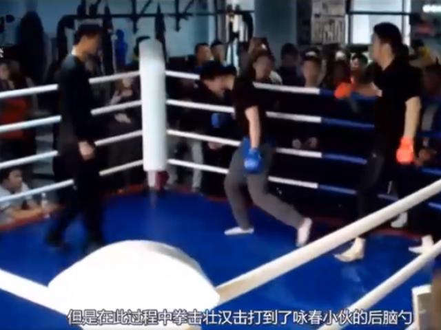 Cao thủ Vịnh Xuân bị võ sĩ Boxing đấm ”ù tai, hoa mắt”, rối rít xin thua