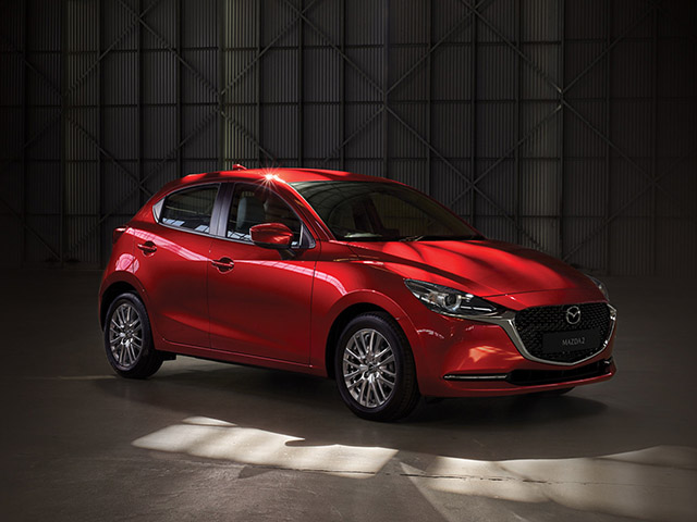 Giá xe Mazda2 lăn bánh tháng 12/2021, ưu đãi 50% phí trước bạ và quà tặng