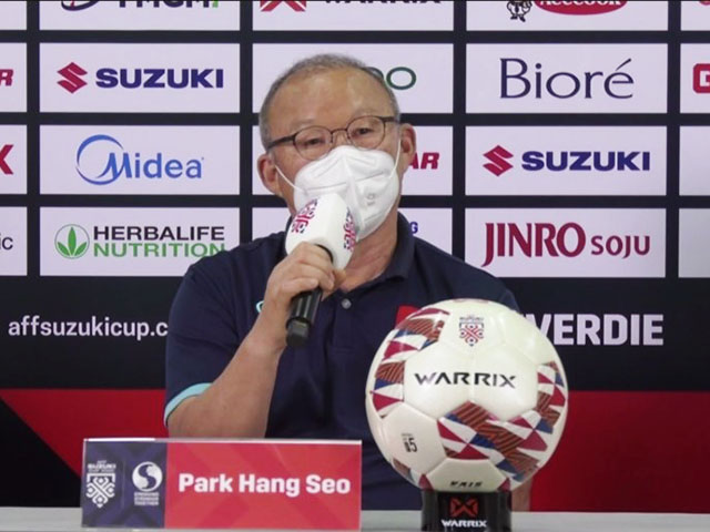Họp báo AFF Cup: HLV Park Hang Seo nói gì về sự vắng mặt của Hùng Dũng?