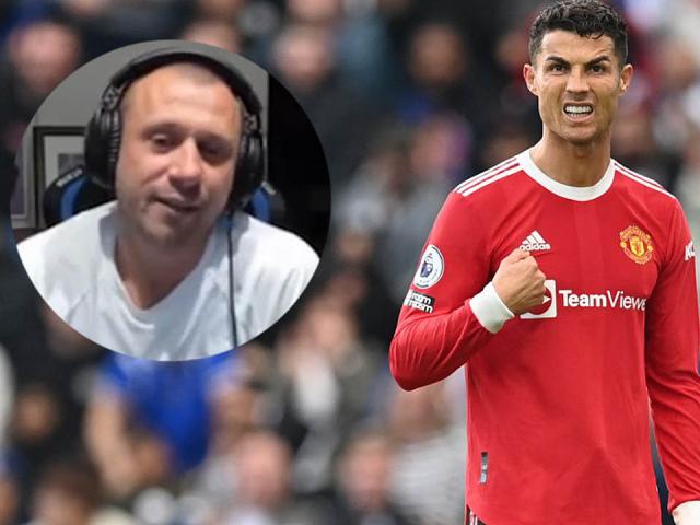 Video bóng đá MU - Crystal Palace: Siêu phẩm đáng nhớ, quà mừng tân... 13 Ronaldo tỏa sáng vẫn bị anti-fan chế nhạo, nhắn tin hỏi tội “trai hư” Cassano