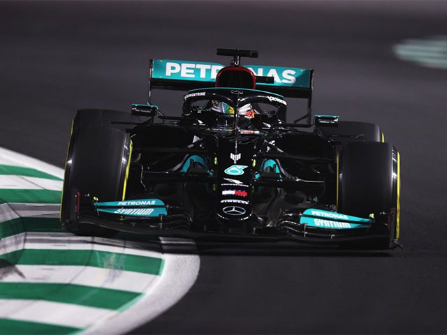 Đua xe F1, Saudi Arabian GP: Hamilton giành pole và lợi thế trước cuộc đua chính