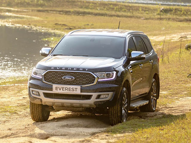 Giá xe Ford Everest lăn bánh tháng 11/2021, ưu đãi 20 triệu đồng