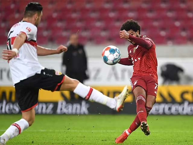 Video bóng đá Stuttgart - Bayern Munich: Hat-trick ngỡ ngàng, hiệp 2 mãn nhãn (Vòng 16 Bundesliga)