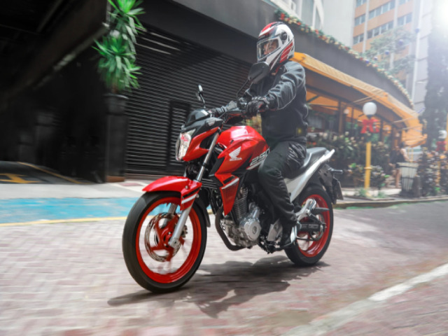 Mô tô giá rẻ 2022 Honda CB Twister ra mắt, cuốn hút các tay lái