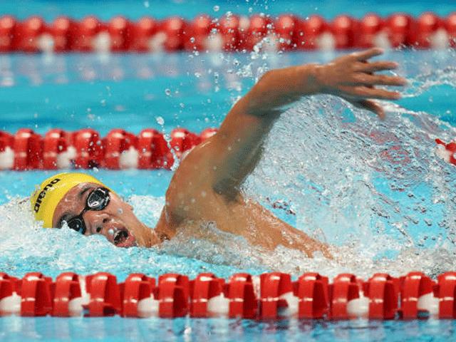 Nóng nhất thể thao tối 20/12: Kình ngư Huy Hoàng phá kỷ lục quốc gia 1500m tự do