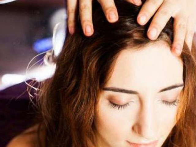 5 cách đối phó với chứng rụng tóc sau sinh