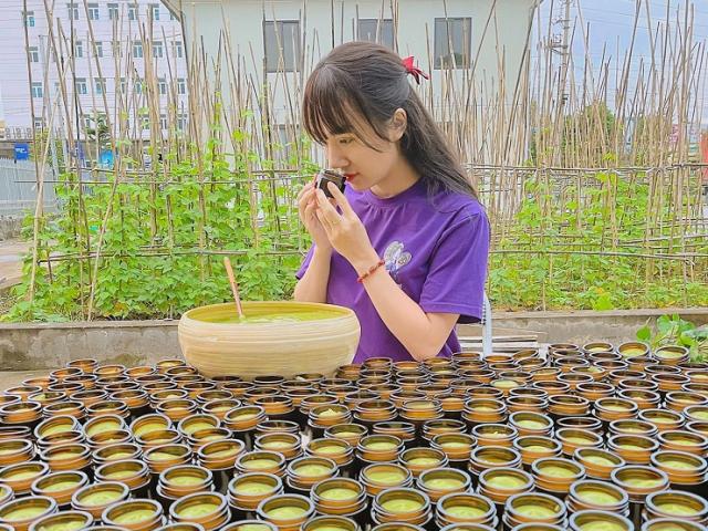 Khởi nghiệp từ 5 triệu đồng, cô gái Nam Định mua nhà, mua ô tô trước năm 30 tuổi