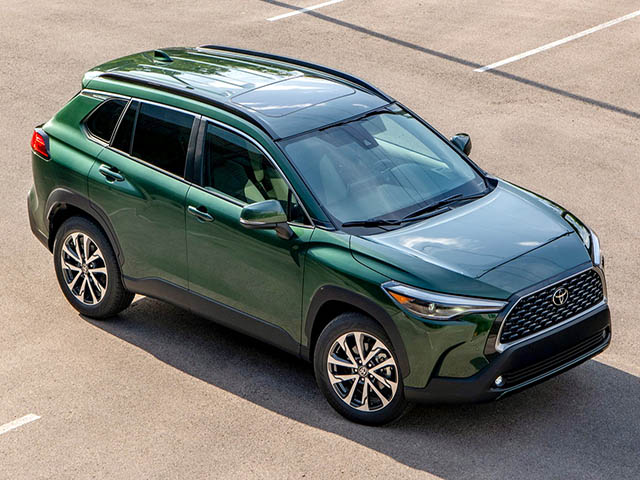 Giá xe Toyota Corolla Cross lăn bánh tháng 12/2021