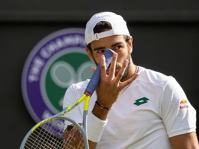 Bất ngờ tay vợt tennis chịu áp lực tốt nhất 2021: Không phải Djokovic hay Nadal