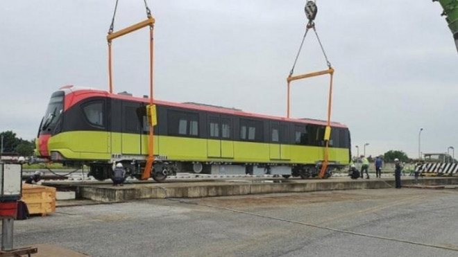 Nóng trong tuần: Liên tiếp sạt lở núi ở Quảng Nam, đau thương chồng chất nỗi đau - 3