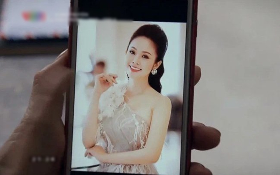Anh Công An dùng "chiêu" hôn đắm đuối gái quê gây sốt" trên sóng quốc gia - 6